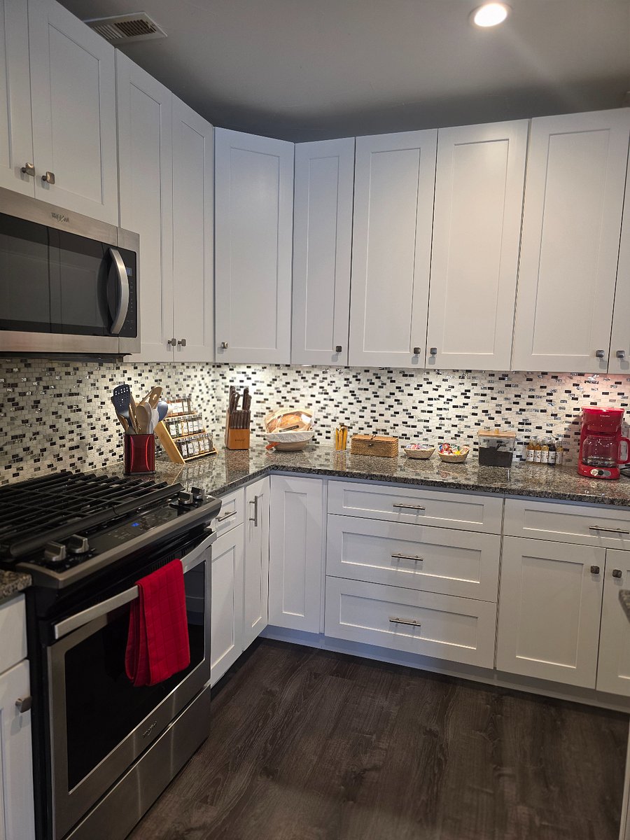 Furnished Finder property 881020_1 photo 8