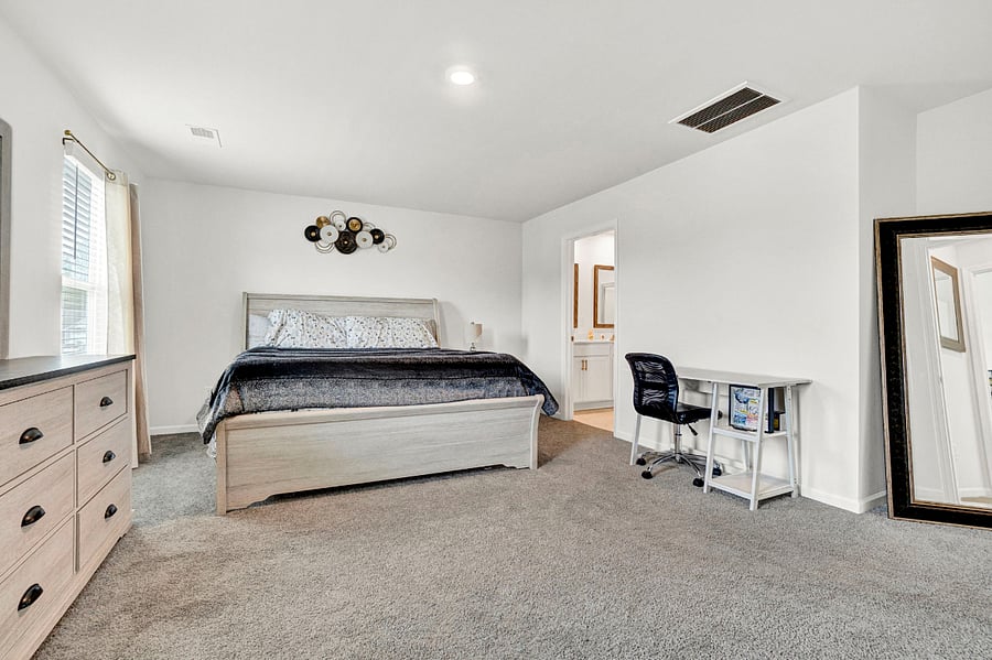 Furnished Finder property 881026_1 photo 3