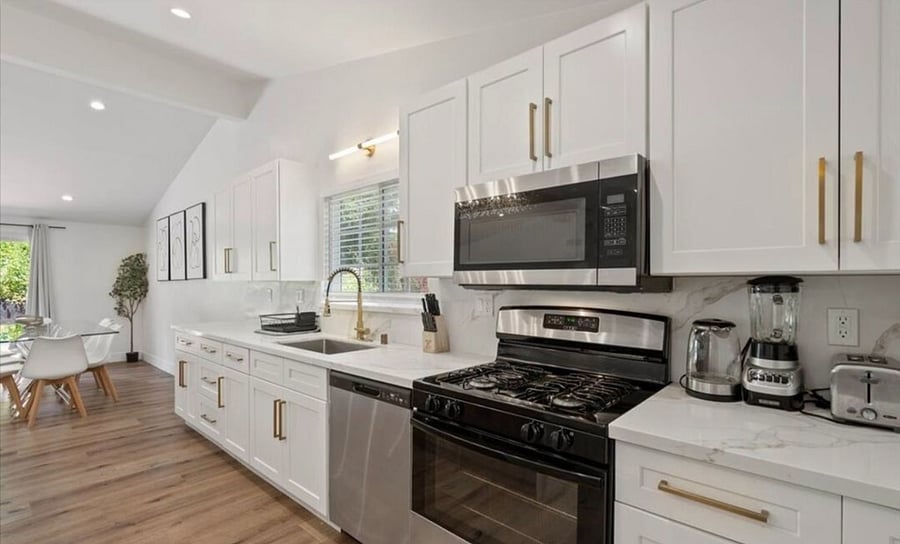 Furnished Finder property 881036_1 photo 12