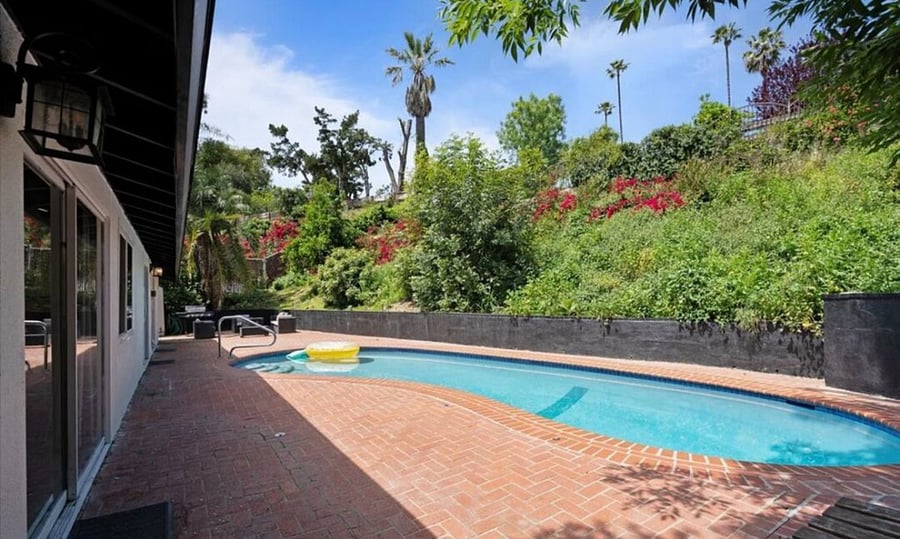 Furnished Finder property 881036_1 photo 34