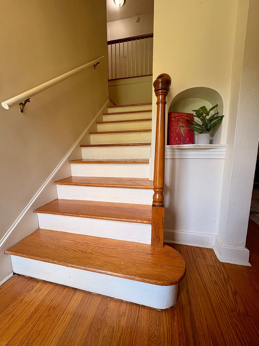 Main entrance - 2 bedrooms and full bath upstairs, bedroom #1 to the left, living room to the right