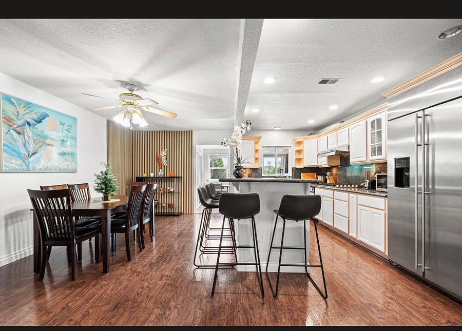 Furnished Finder property 881066_1 photo 4