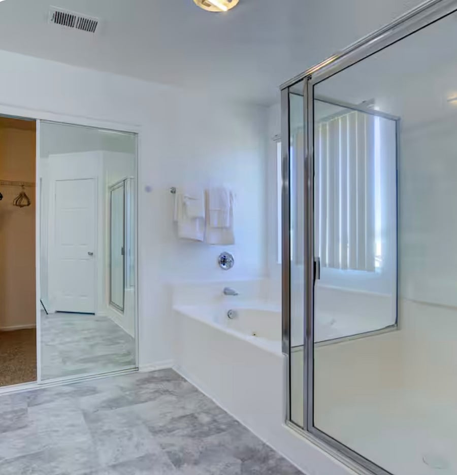 Furnished Finder property 881081_1 photo 4