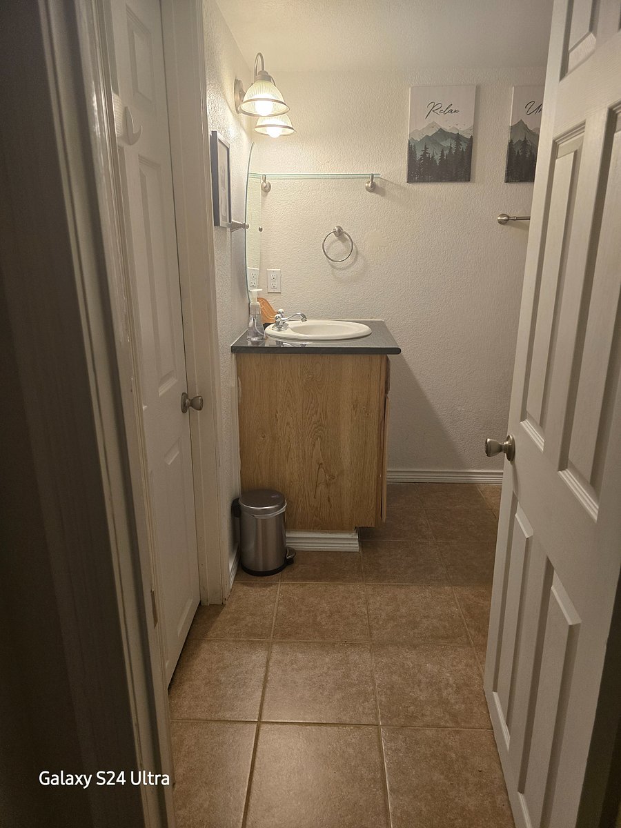 Furnished Finder property 881088_1 photo 14