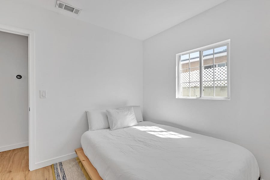 Furnished Finder property 881145_1 photo 31