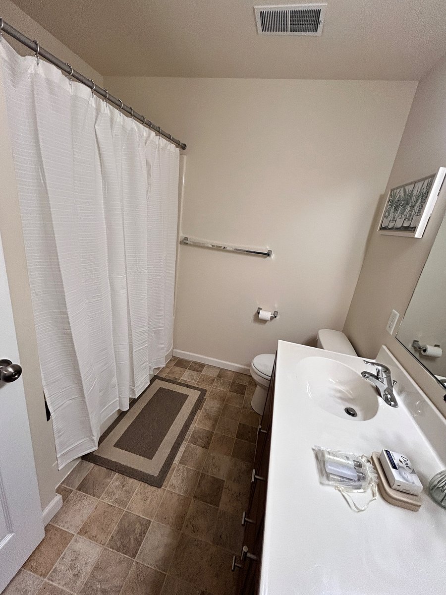 Furnished Finder property 881161_1 photo 11
