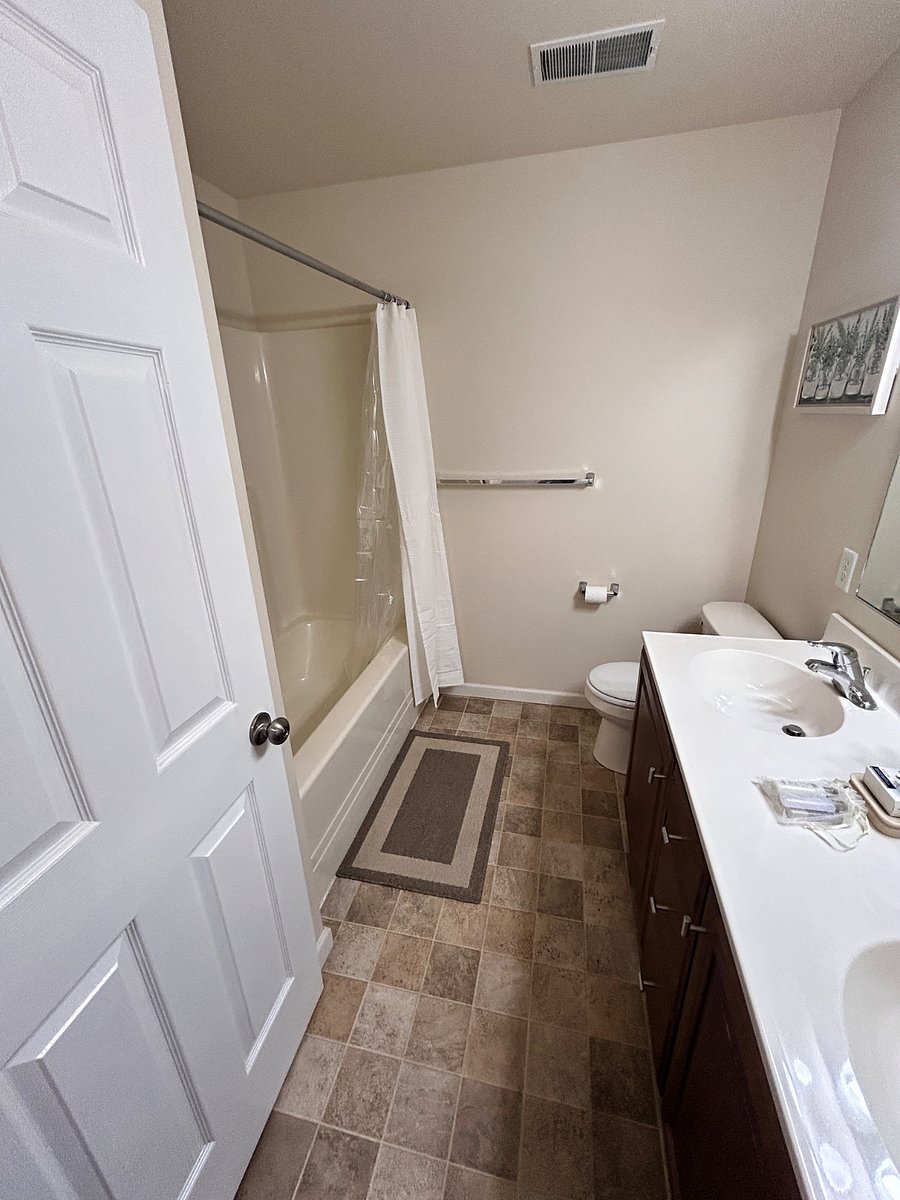 Furnished Finder property 881161_1 photo 12