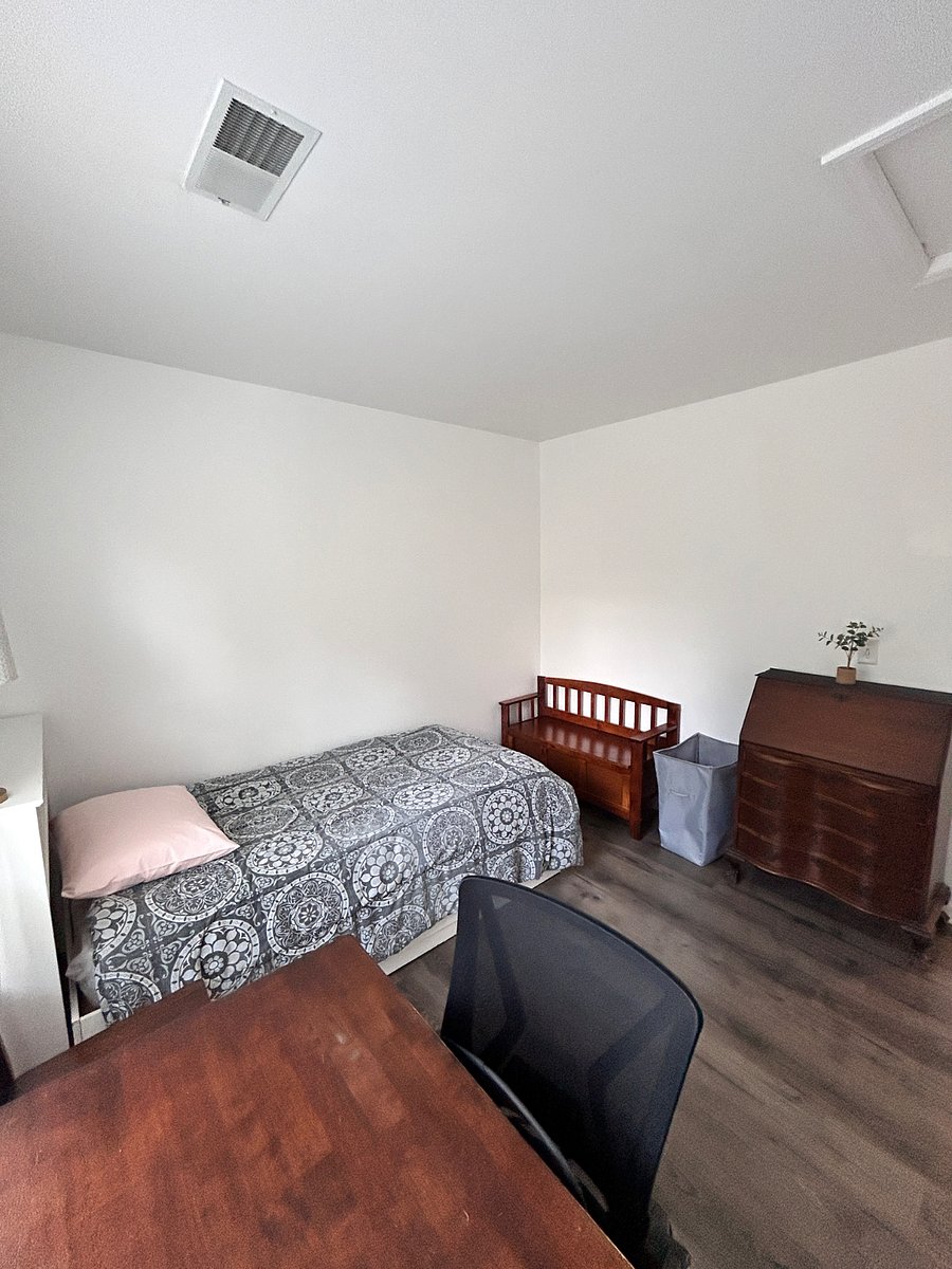 Furnished Finder property 881161_1 photo 16