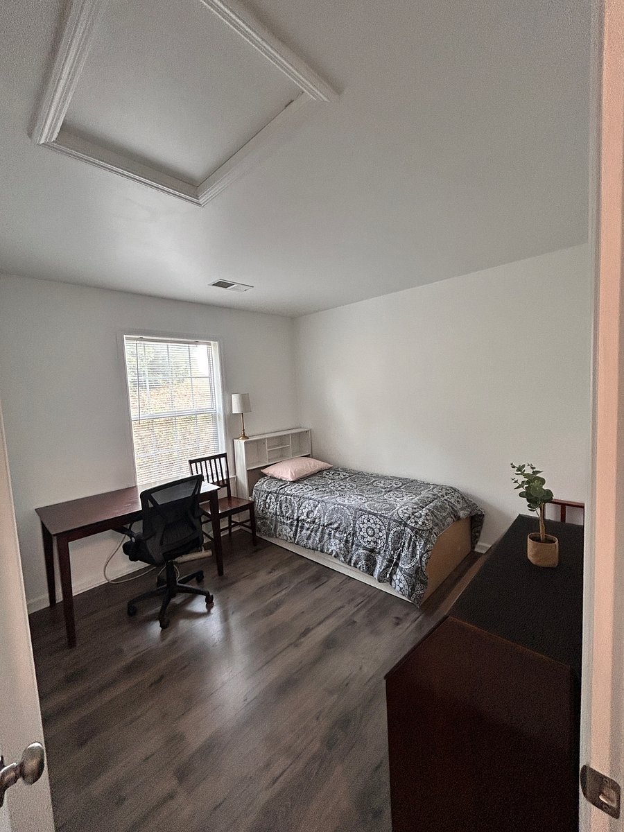 Furnished Finder property 881161_1 photo 17