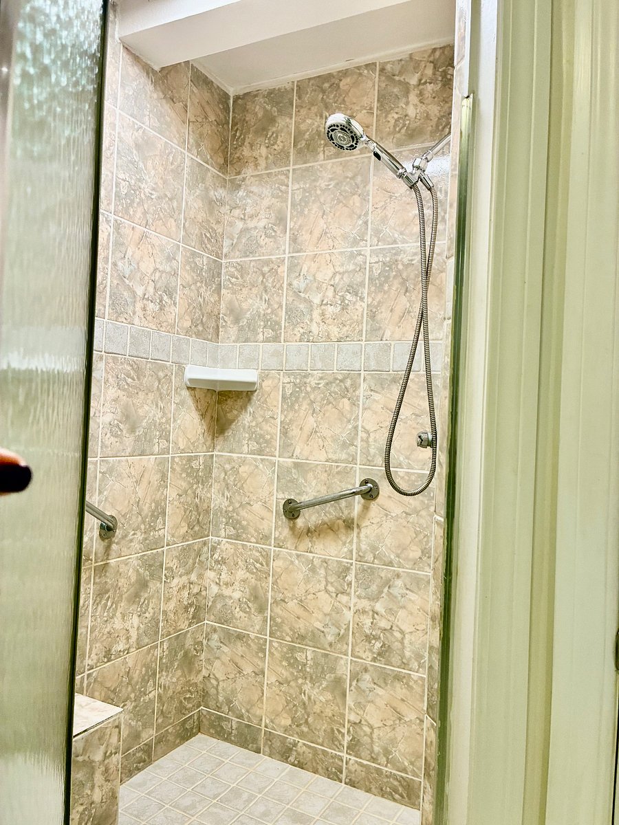 Furnished Finder property 881171_1 photo 28