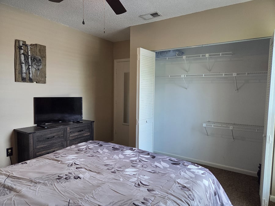 Queen Bedroom Closet