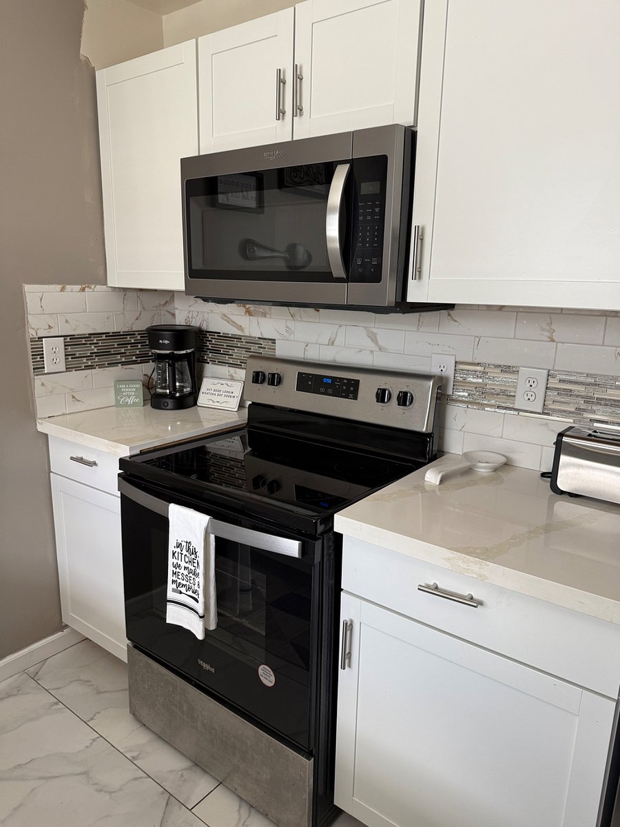 Furnished Finder property 881176_1 photo 9