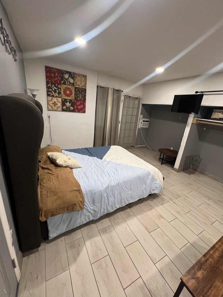 Furnished Finder property 881203_1 photo 9