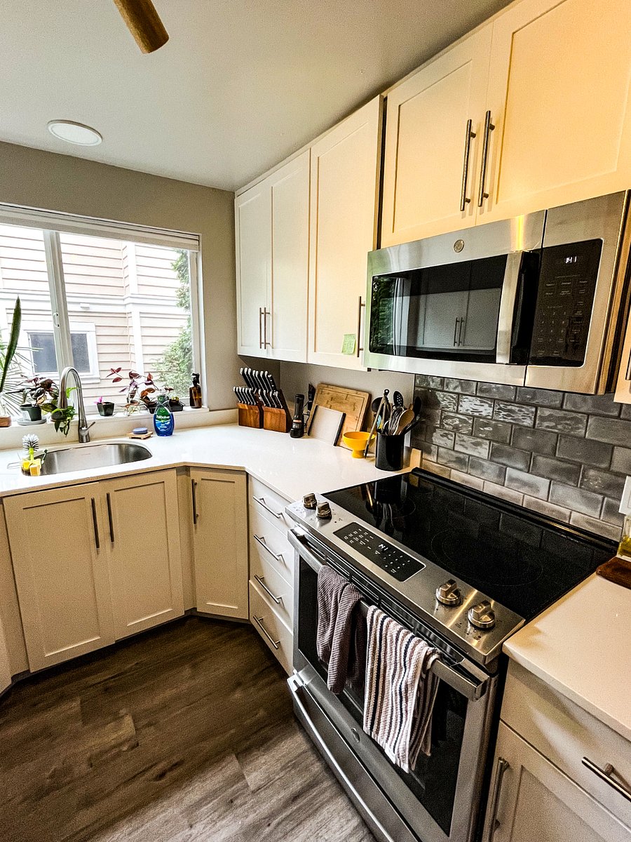 Furnished Finder property 881218_1 photo 12