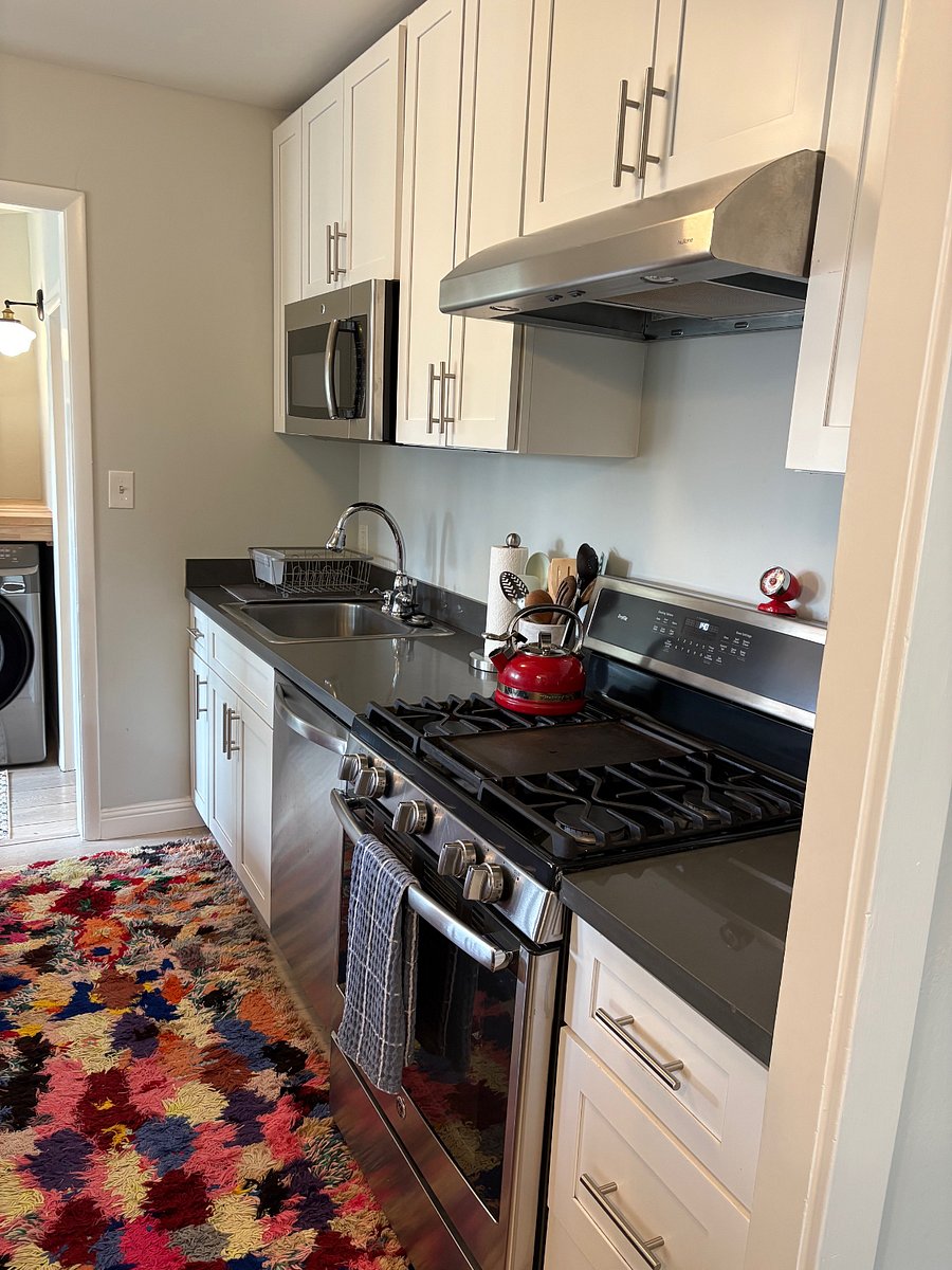 Furnished Finder property 881237_1 photo 4
