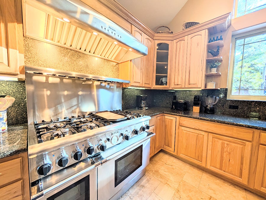 Furnished Finder property 881244_1 photo 4
