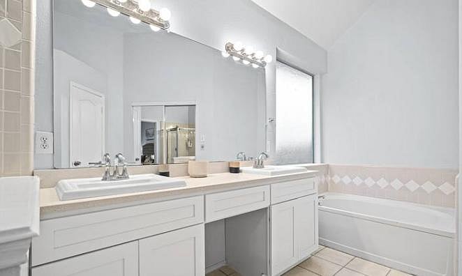 Furnished Finder property 881245_1 photo 24