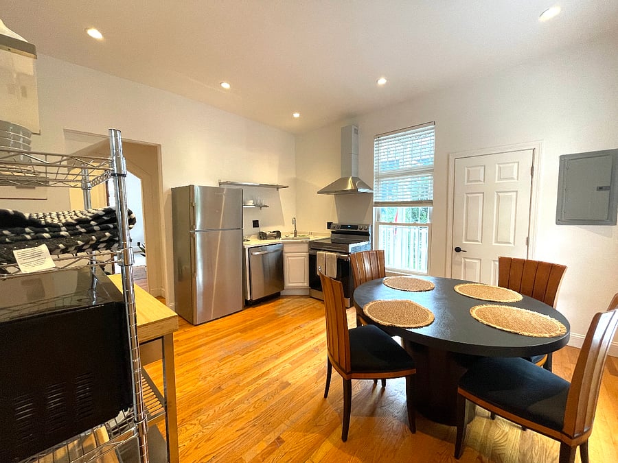 Furnished Finder property 881303_1 photo 9