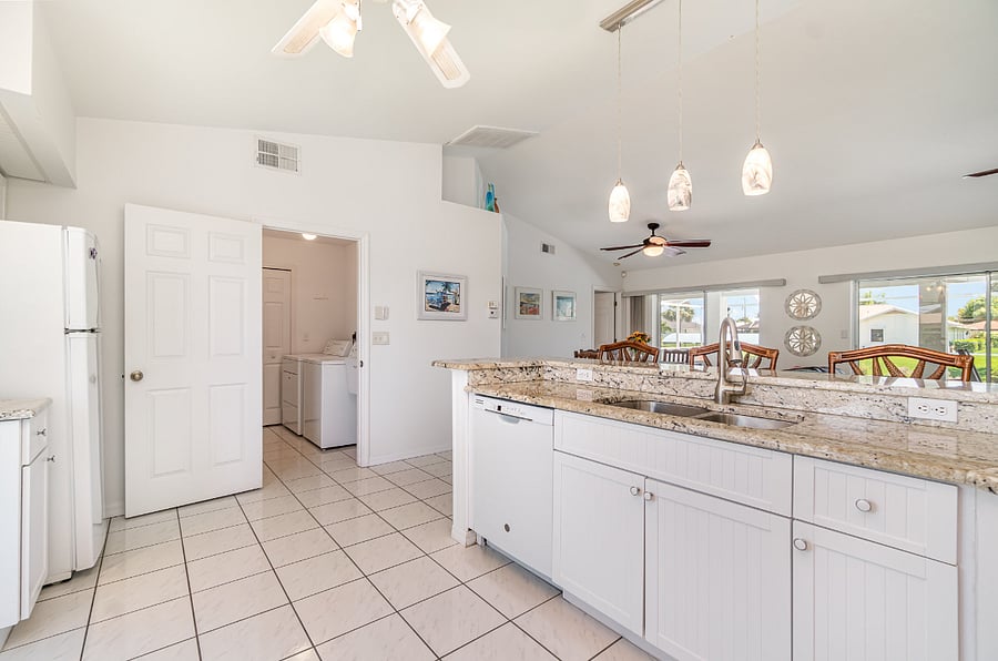 Furnished Finder property 881318_1 photo 14
