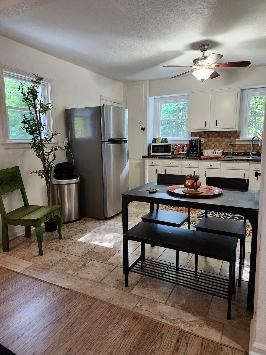 Furnished Finder property 881365_1 photo 4