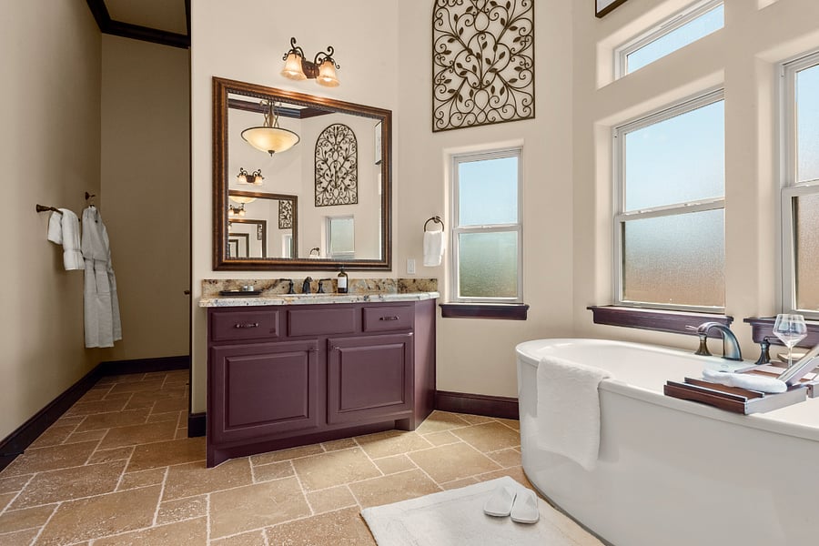 Master Bath en suite