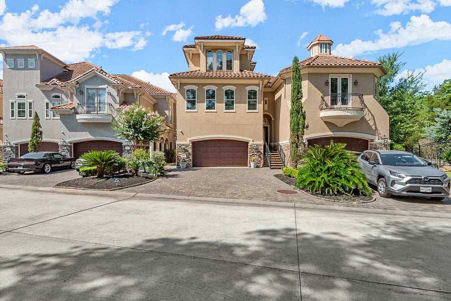 Furnished Finder property 881370_1 photo 33
