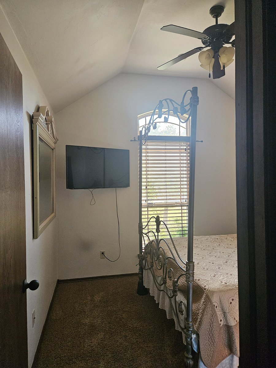 Furnished Finder property 881377_1 photo 10
