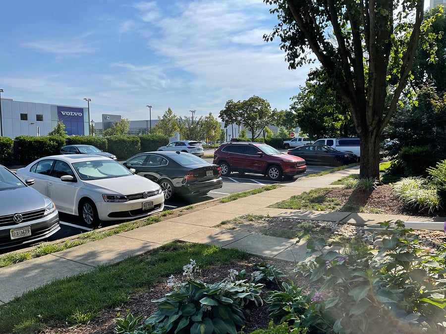 Ample free open parking in the lot right outside (in un-reserved spaces)