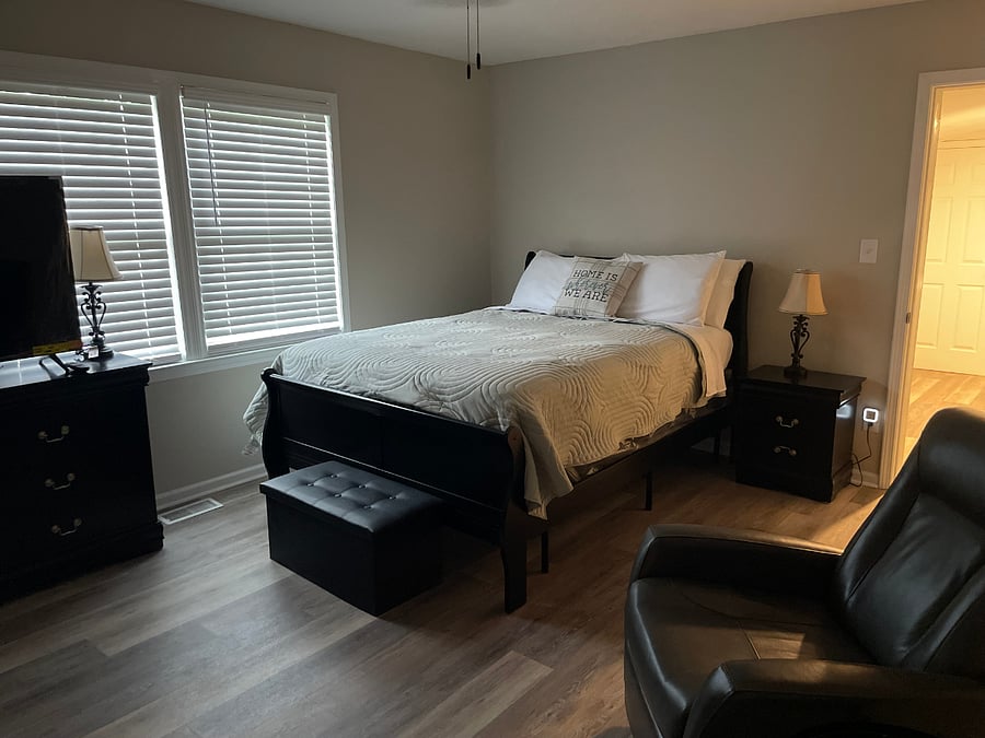 Furnished Finder property 881411_1 photo 3