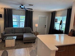 Furnished Finder property 881412_1 photo 10