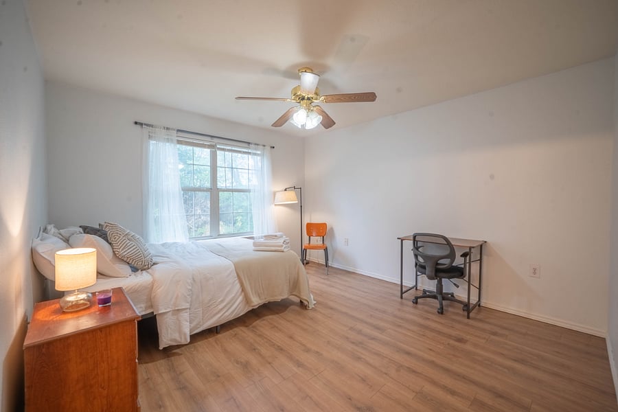 Furnished Finder property 881445_1 photo 3