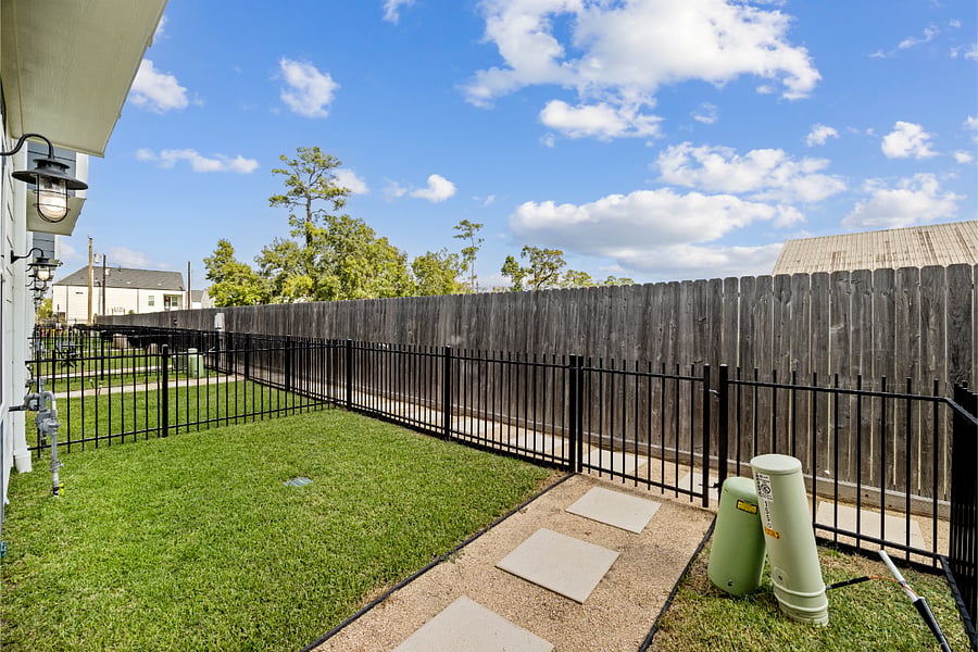 Furnished Finder property 881460_1 photo 13