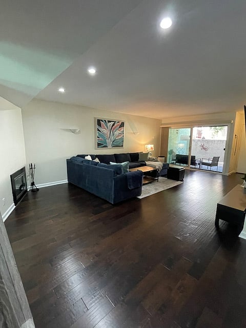 Furnished Finder property 881465_1 photo 3