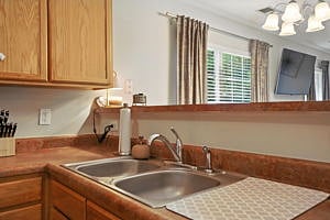 Furnished Finder property 881474_1 photo 3