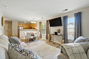 Furnished Finder property 881474_1 photo 7