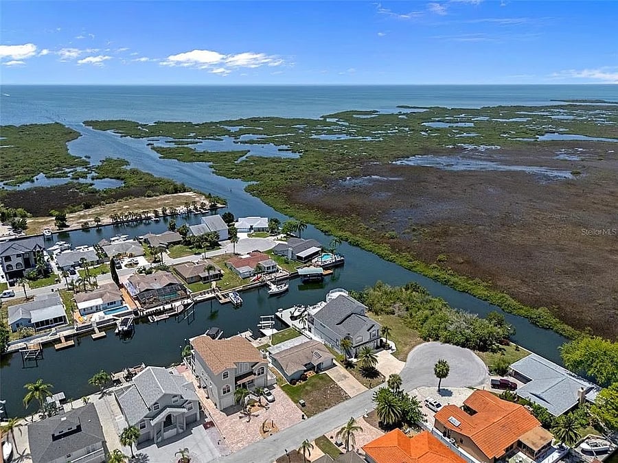 Furnished Finder property 881478_1 photo 3