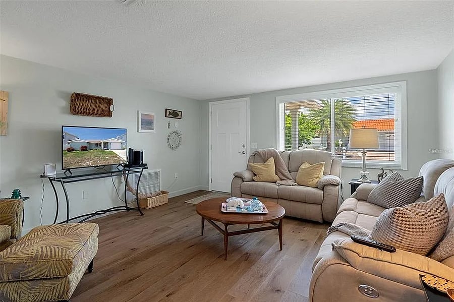 Furnished Finder property 881478_1 photo 6
