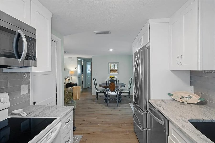 Furnished Finder property 881478_1 photo 9