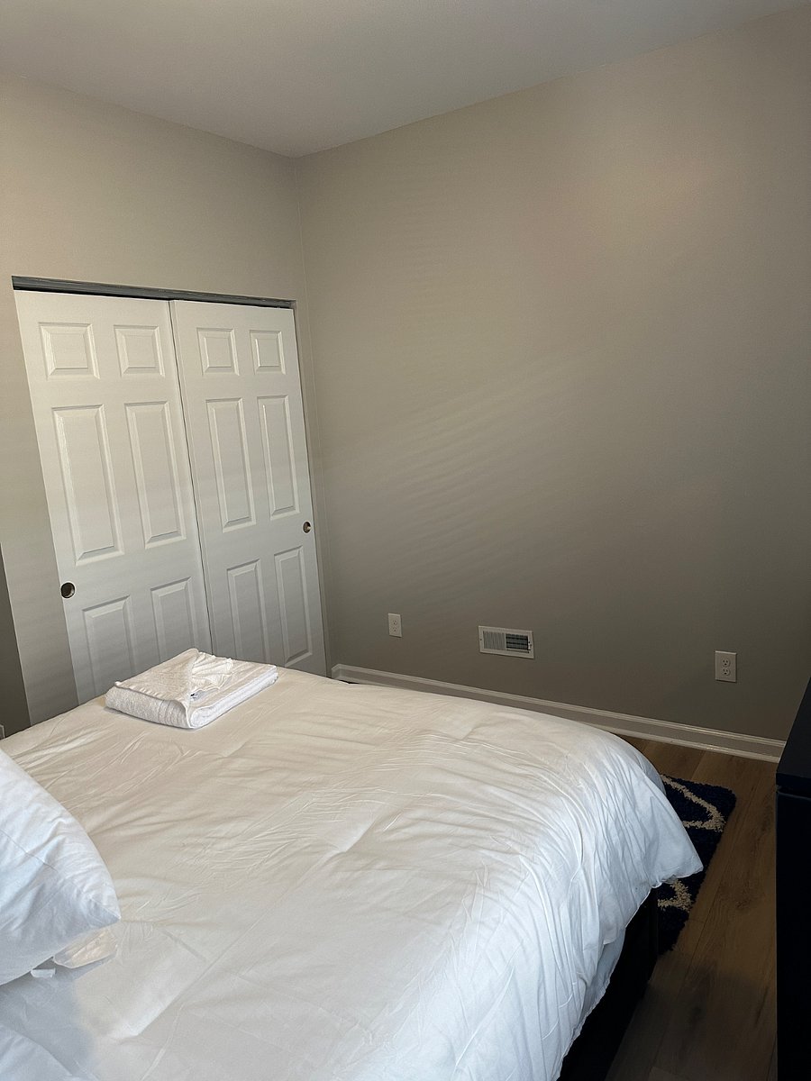 Furnished Finder property 881481_1 photo 12
