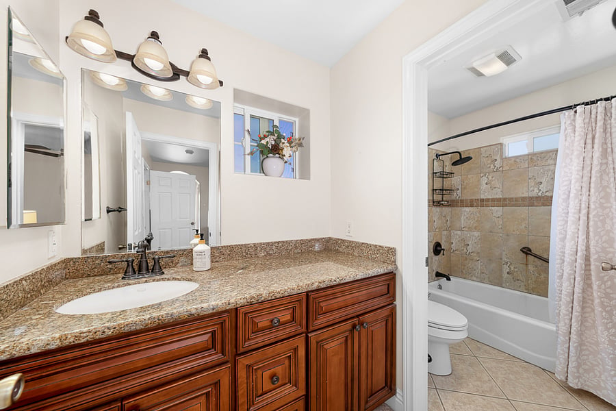 Furnished Finder property 881485_1 photo 15