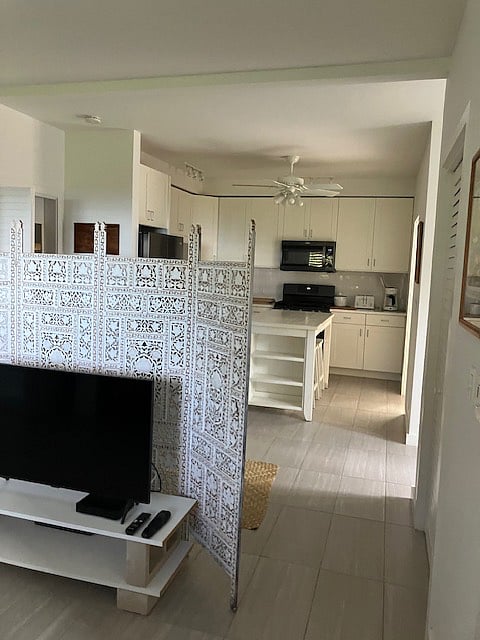 Furnished Finder property 881487_1 photo 6