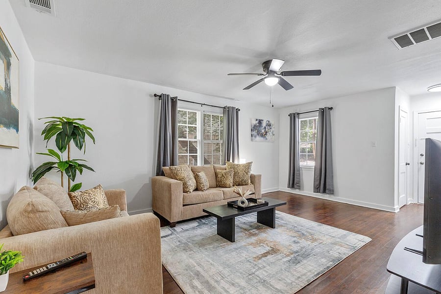 Furnished Finder property 881497_1 photo 3