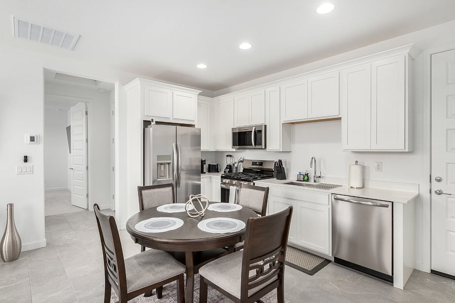 Furnished Finder property 881508_2 photo 8