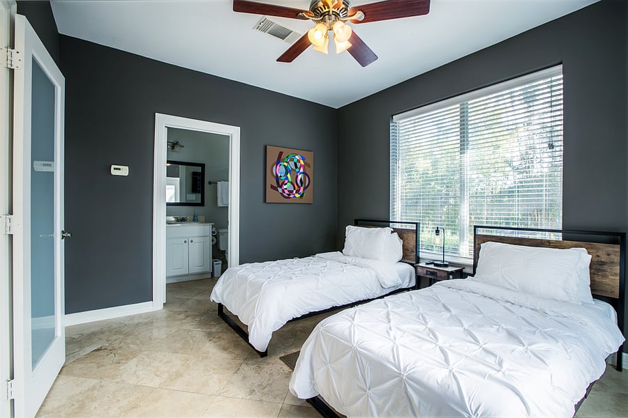 Furnished Finder property 881535_1 photo 4