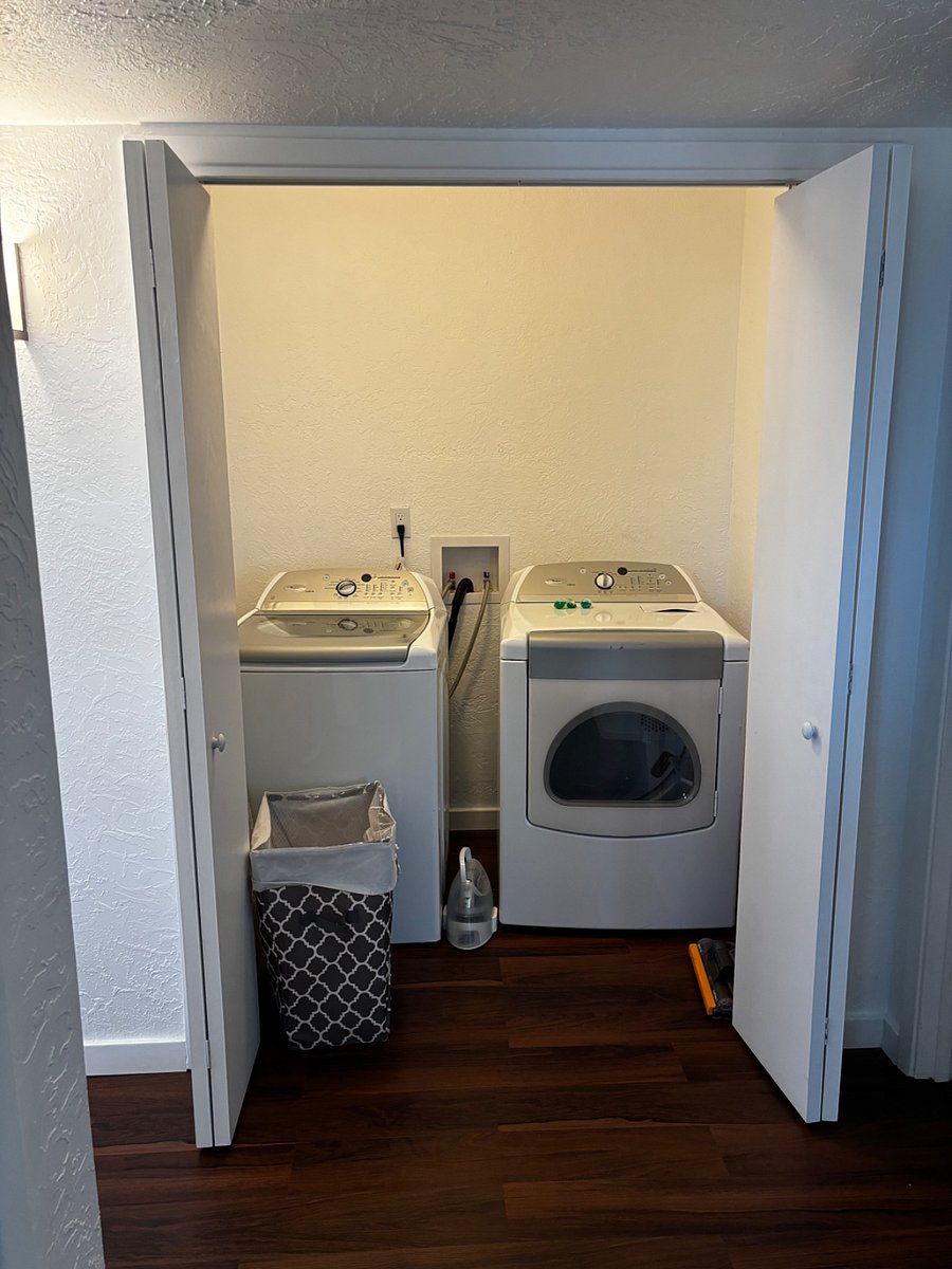 Furnished Finder property 881539_1 photo 18