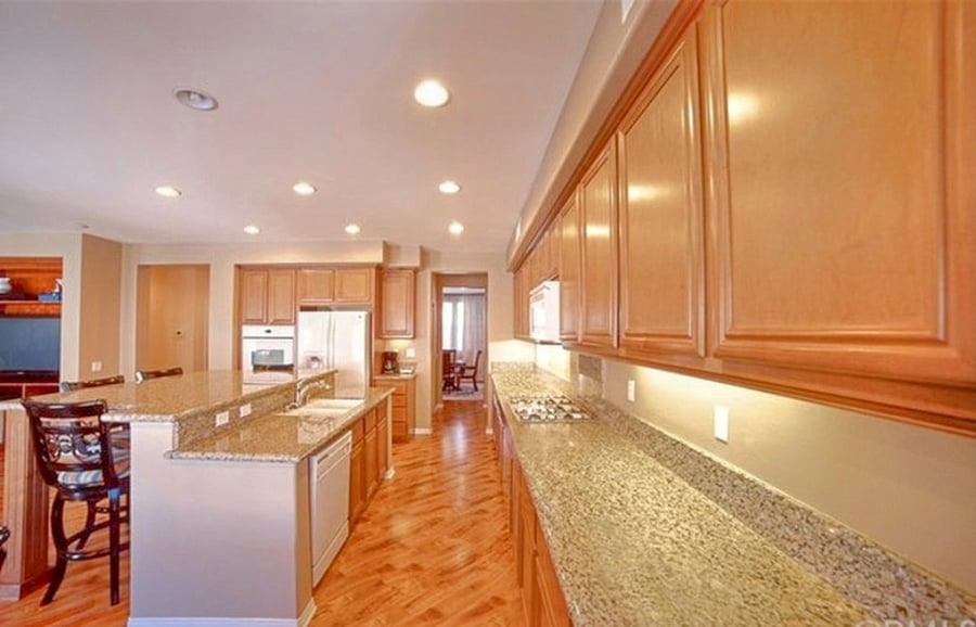Furnished Finder property 881571_1 photo 4