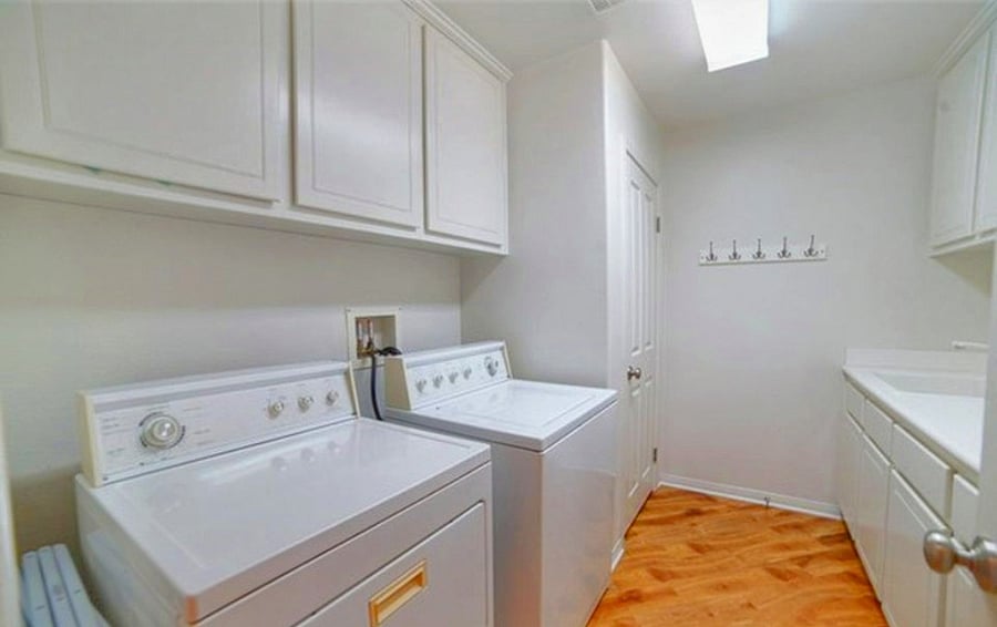 Furnished Finder property 881571_1 photo 13