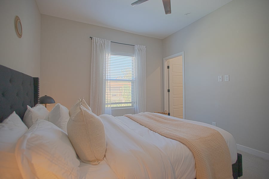 Furnished Finder property 881580_1 photo 15