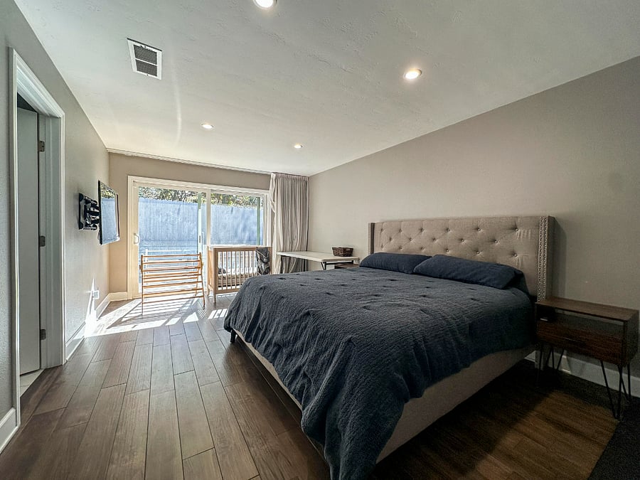 Furnished Finder property 881582_1 photo 15
