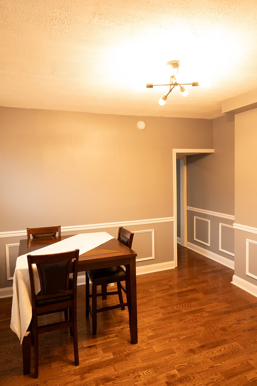 Furnished Finder property 881603_1 photo 16